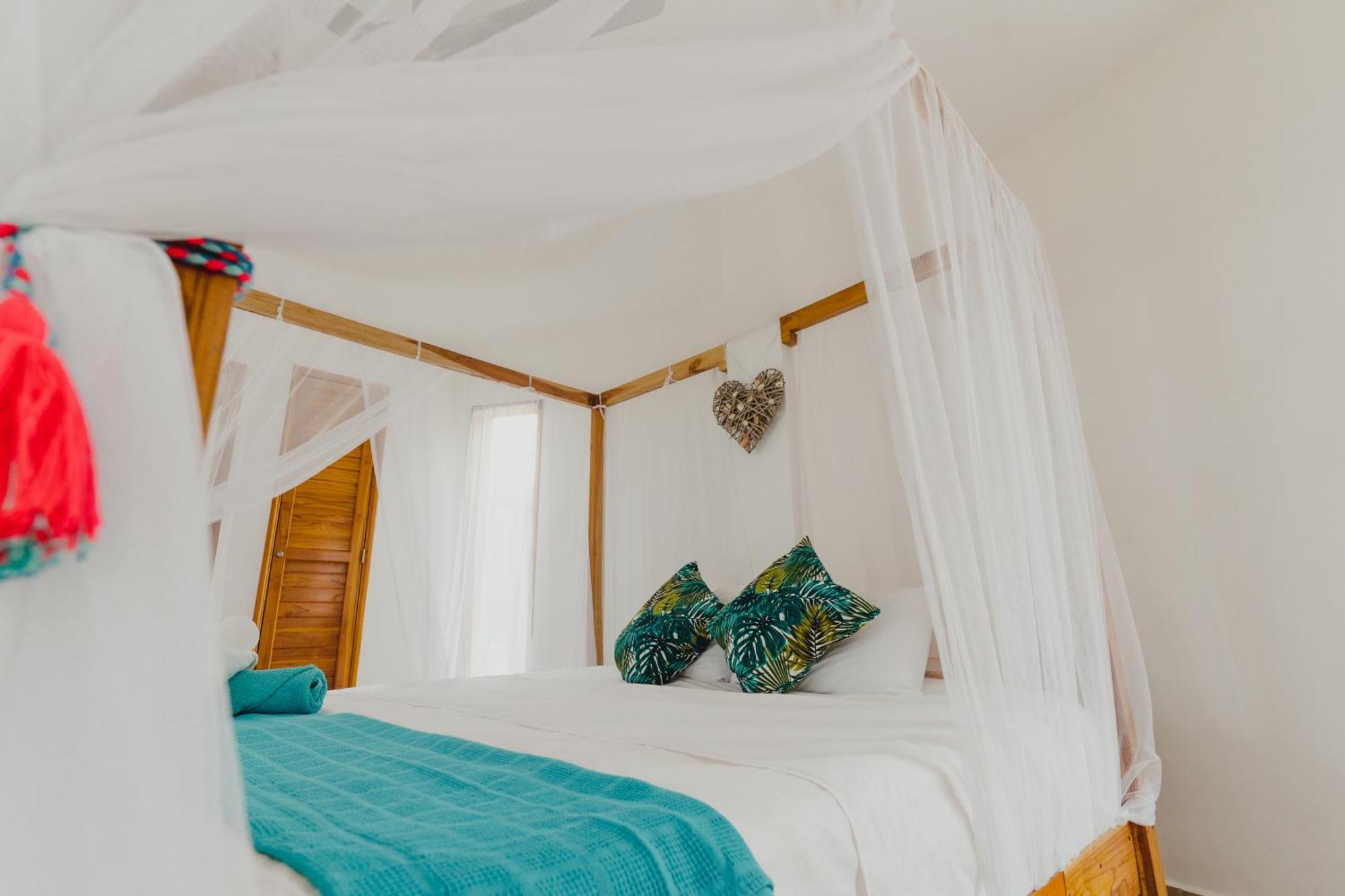 Uuttaaka Eco-Hotel Palomino Εξωτερικό φωτογραφία